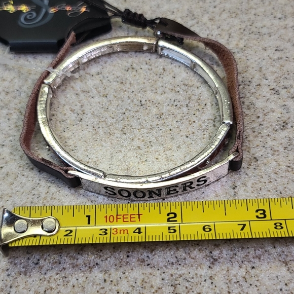 SOONERS Two Bracelets. One metal one leather - Picture 4 of 8